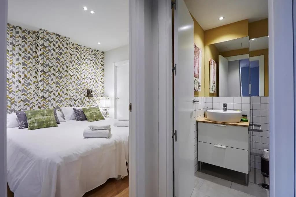 LEEWAYS APARTMENT III in ALCALÁ 99 - photo 4