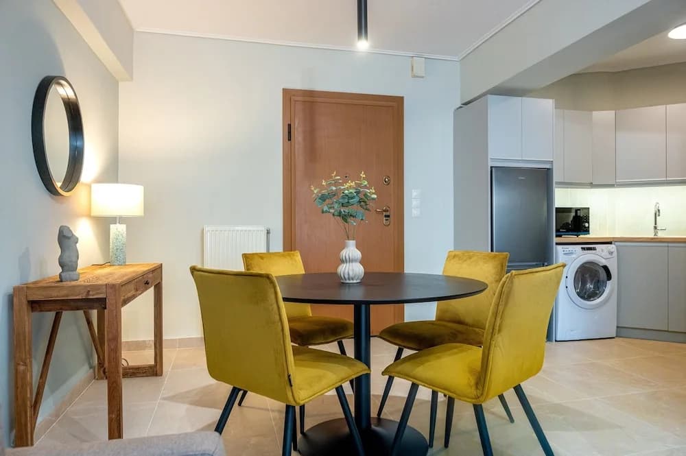 Phaedrus Living Luxury Flat Ampelokipoi - photo 10