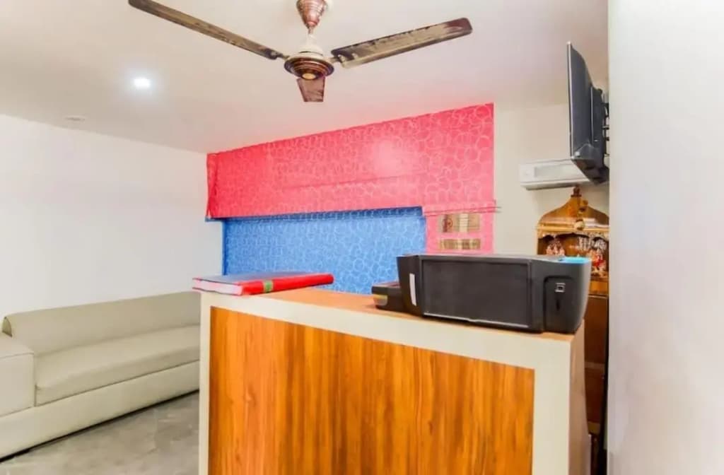 Airport Hotel Icon - photo 2