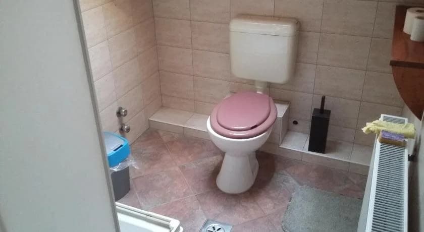 Kermiapark Guesthaus - photo 9