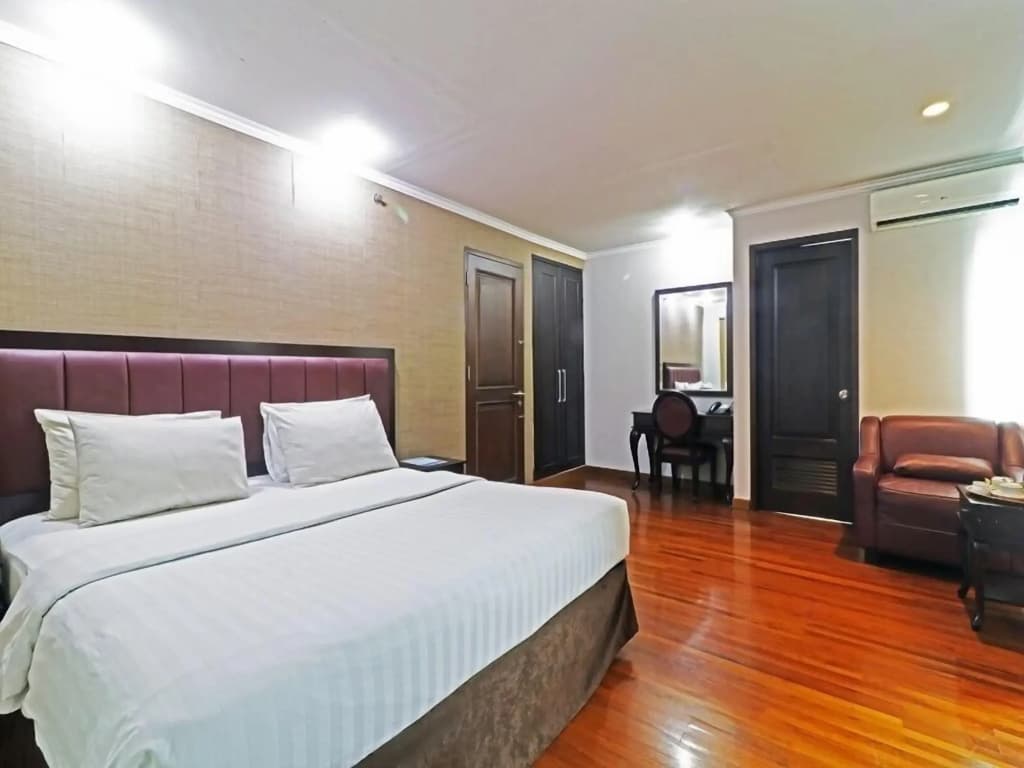 P Hotel Jakarta - photo 4