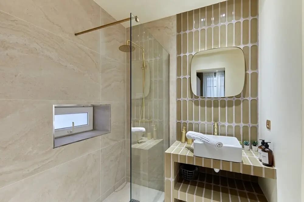 Incredible AC Apartment 3 Bedrooms Center of Paris - photo 8
