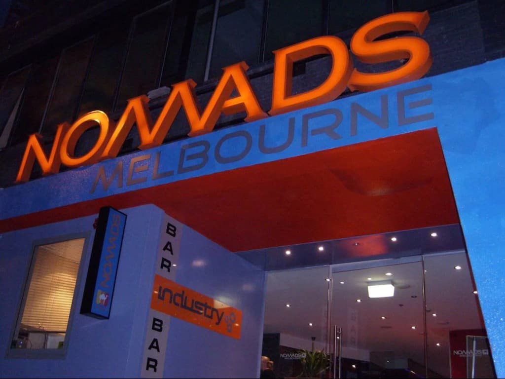 Nomads Melbourne Backpackers - photo 1