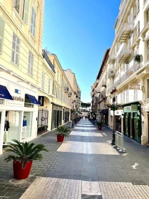 Havre de paix en plein centre ville - photo 24