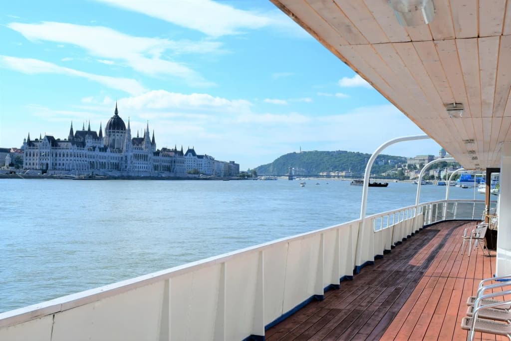 Grand Jules Boat Hotel Budapest - photo 22
