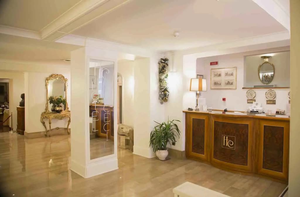 Hotel Cecil - photo 2