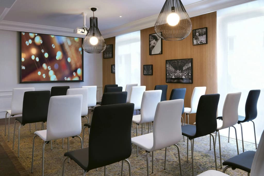Renaissance Paris Vendome Hotel - photo 31