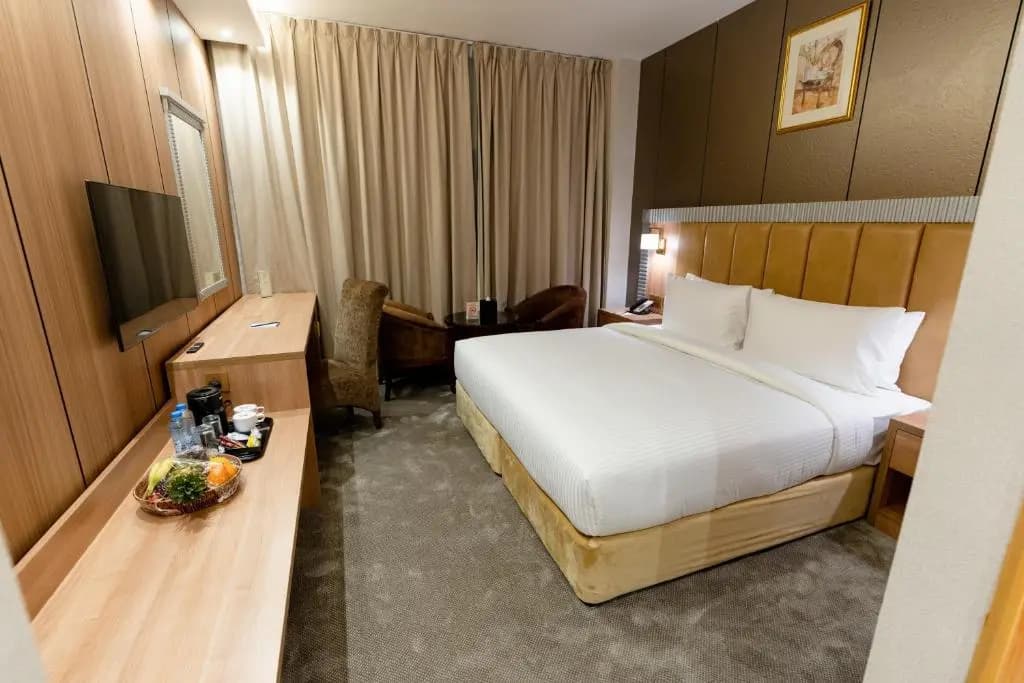 Luxe Grand Hotel Apartments - photo 49