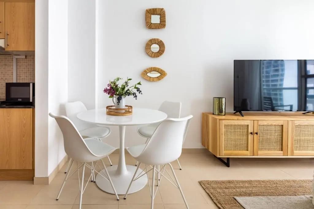 Frank Porter - Mayfair Tower - photo 11
