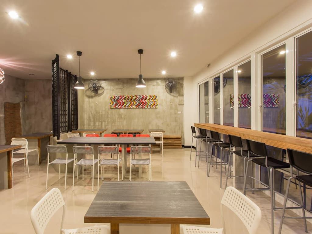 Krabi Inn And Omm Hotel - photo 15
