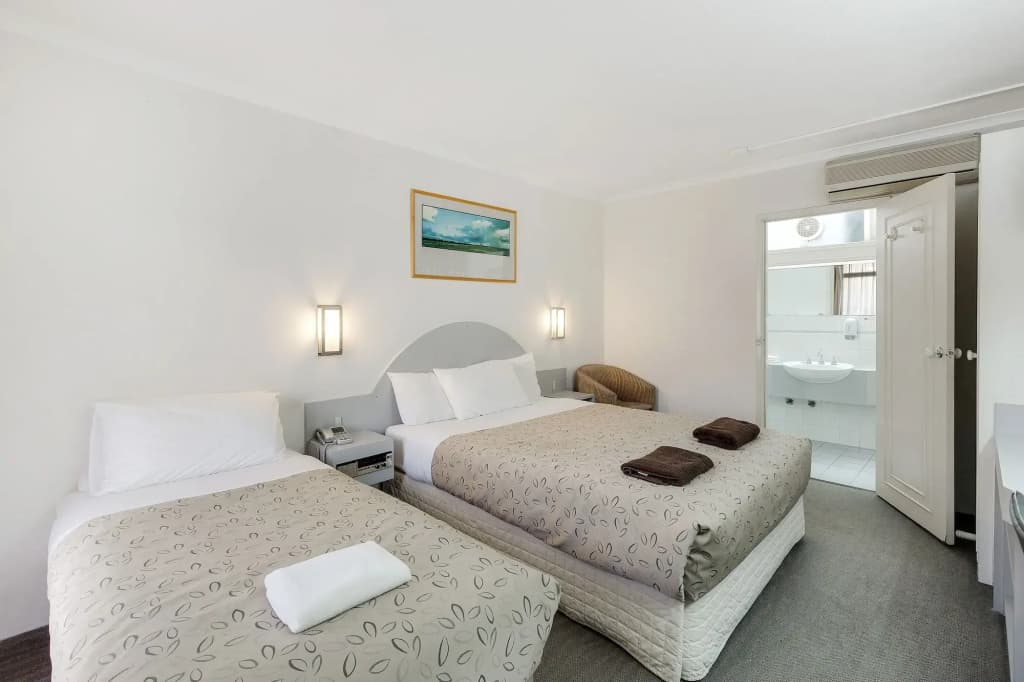 Alexander Motor Inn & Apartments - photo 5