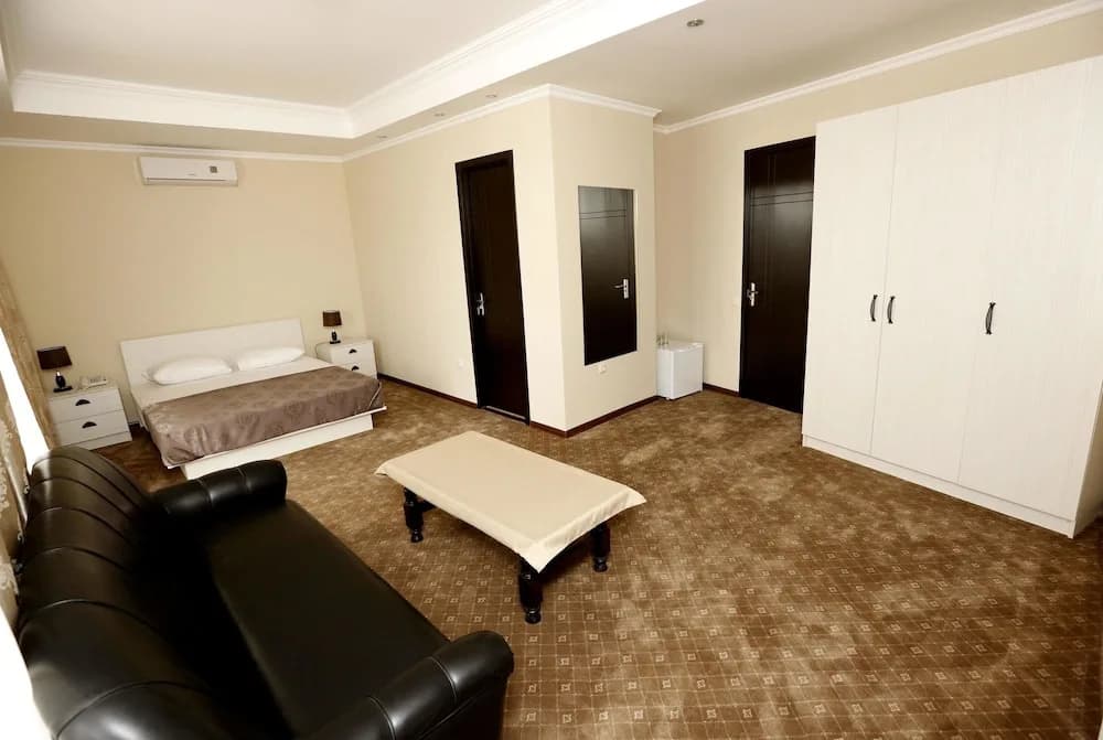 Hotel GNG - photo 6