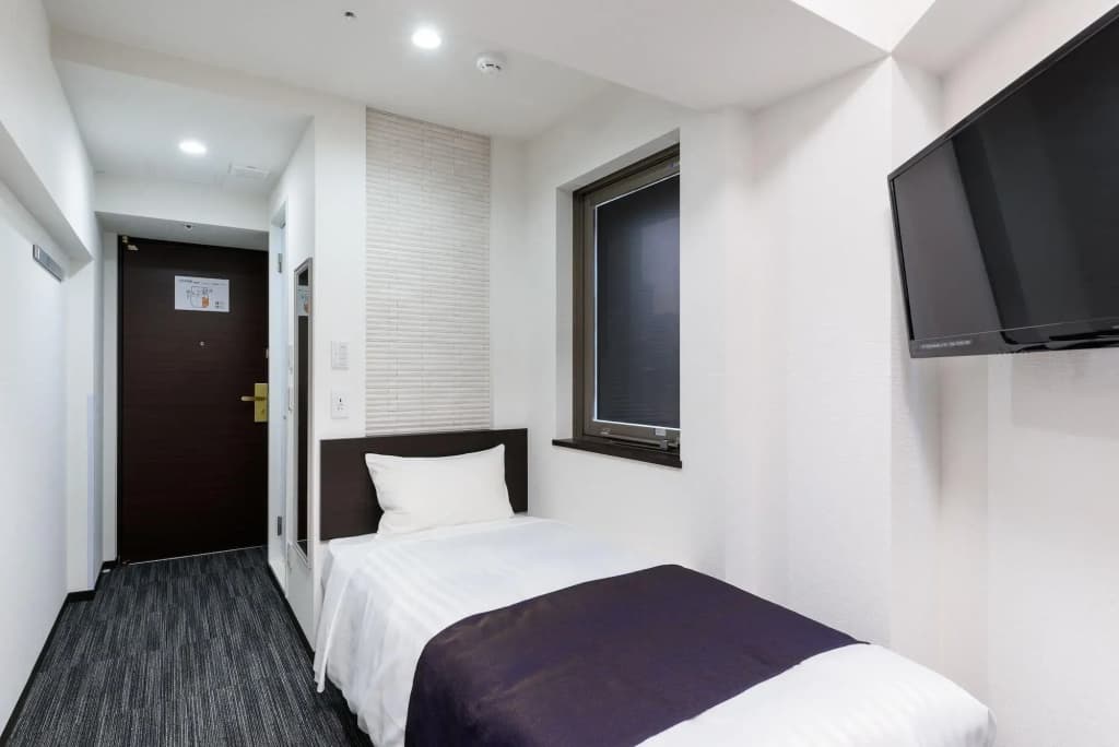 Shimbashi Urban Hotel - photo 10