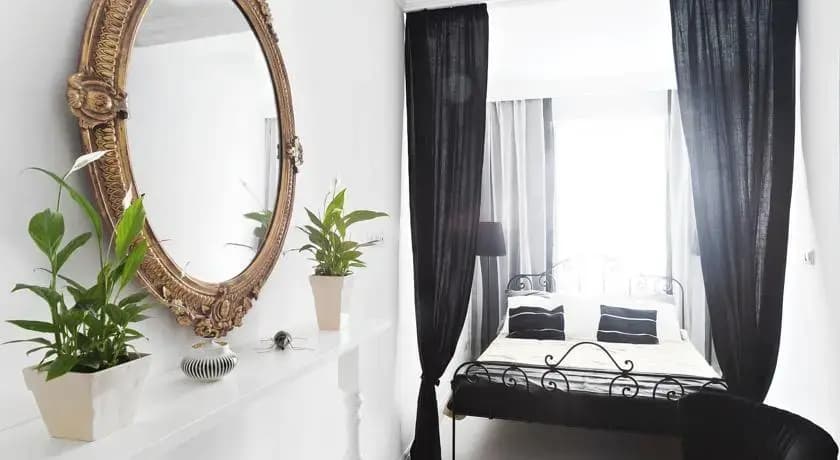 Mono Apartments - photo 1