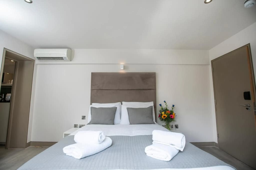 Arch hotel - photo 13