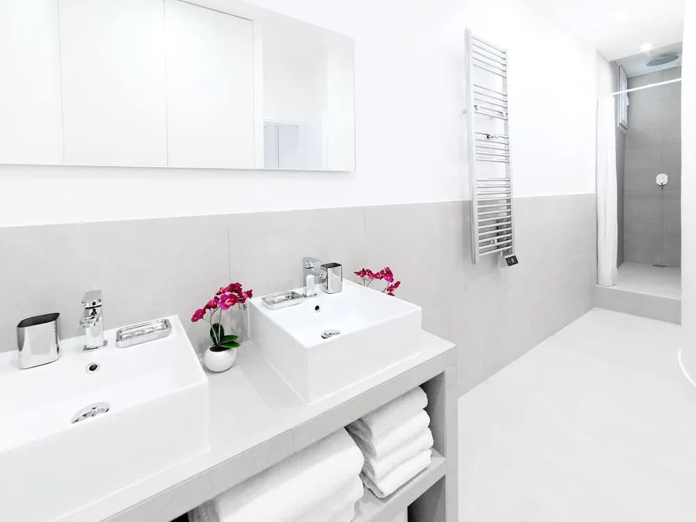 Luxury 4 Bedrooms Opera I by Livinparis - photo 6