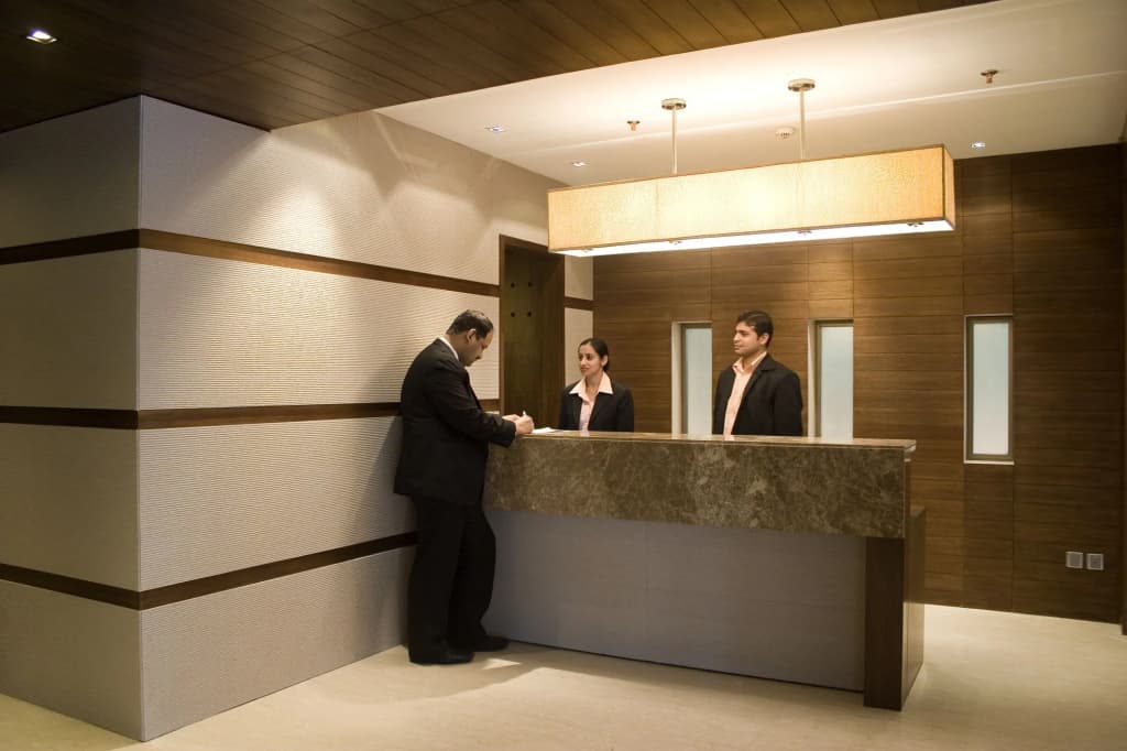 Shervani Hotel Nehru Place - photo 14