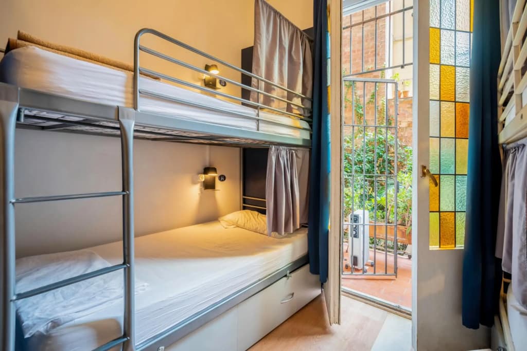 Casa Barcelo Hostel - photo 4