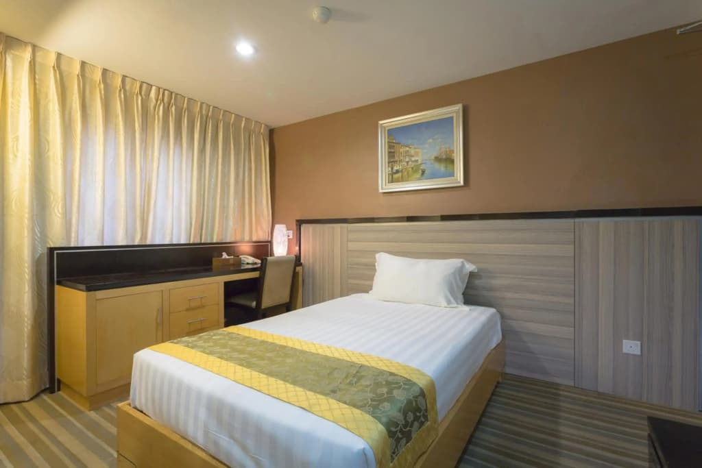 Hallmark Hotel Leisure - photo 2