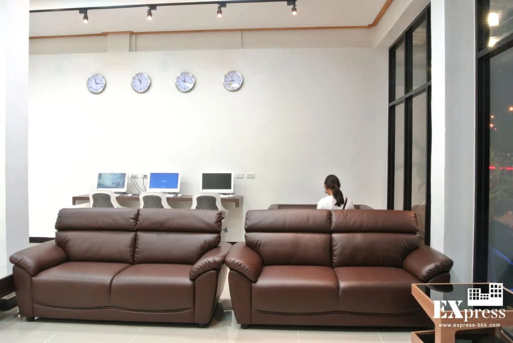 Express Hostel - photo 2