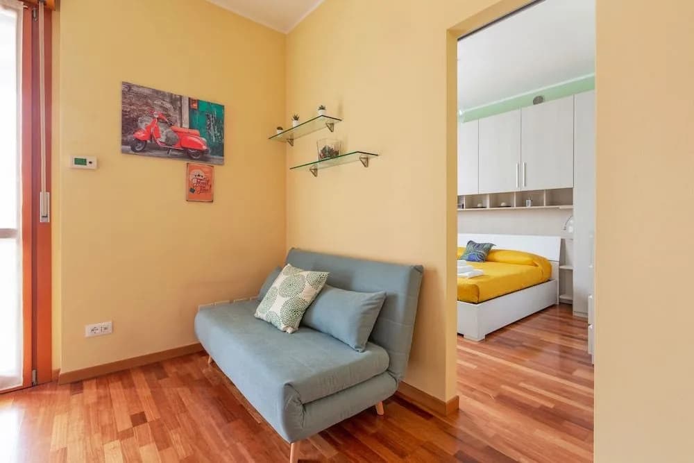 Savona District Terrace Flat - photo 13