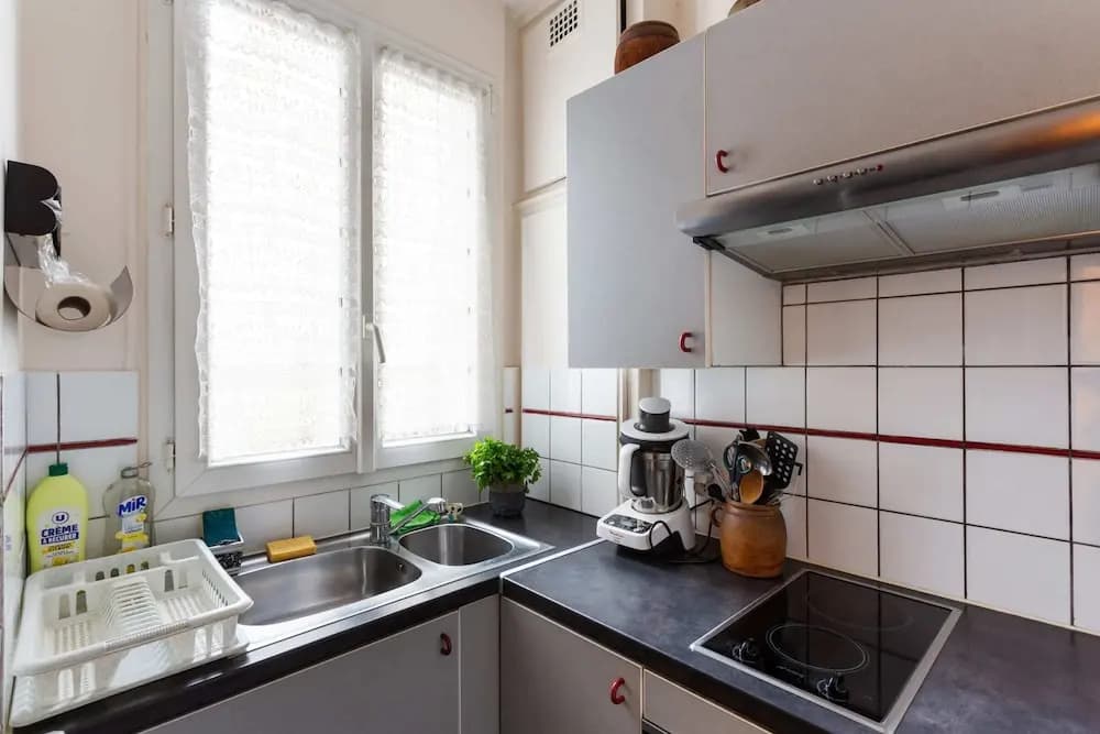 Cosy and Lovely Flat for 2 Near Montmartre - photo 9