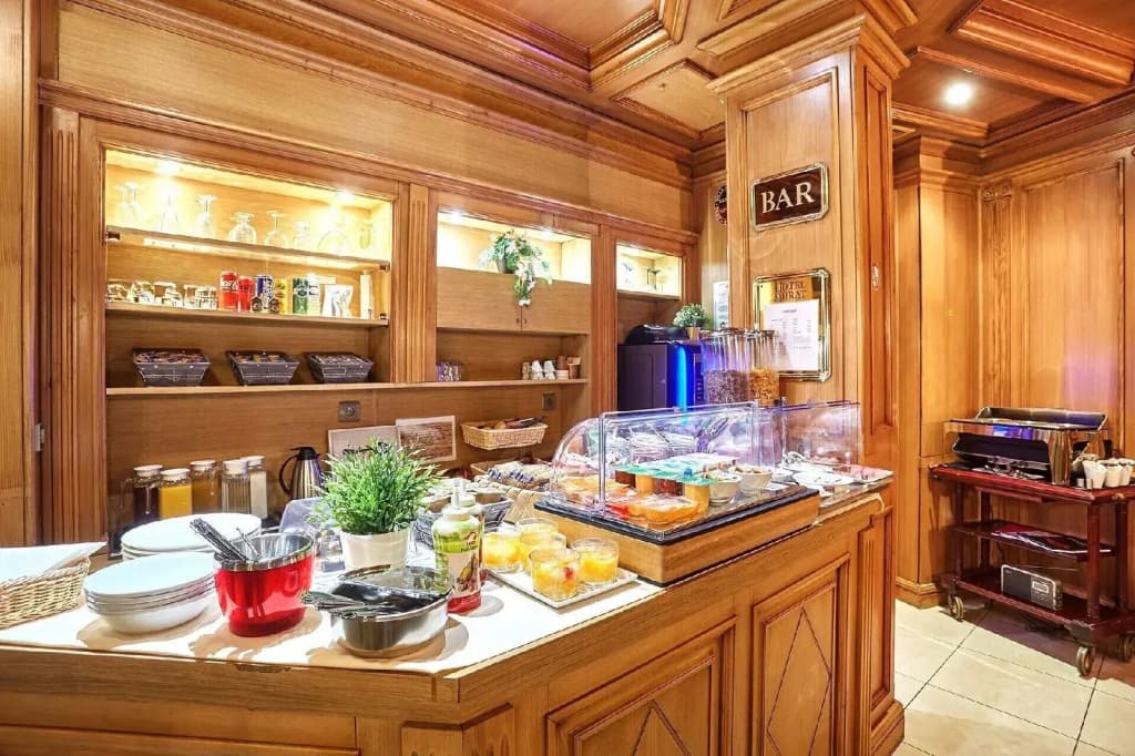 Hotel Murat - photo 26