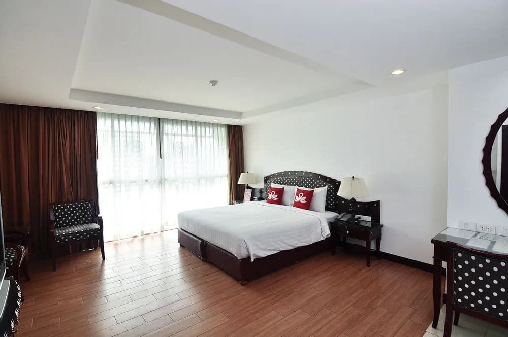 ZEN Rooms Sukhumvit Soi 3 - photo 4