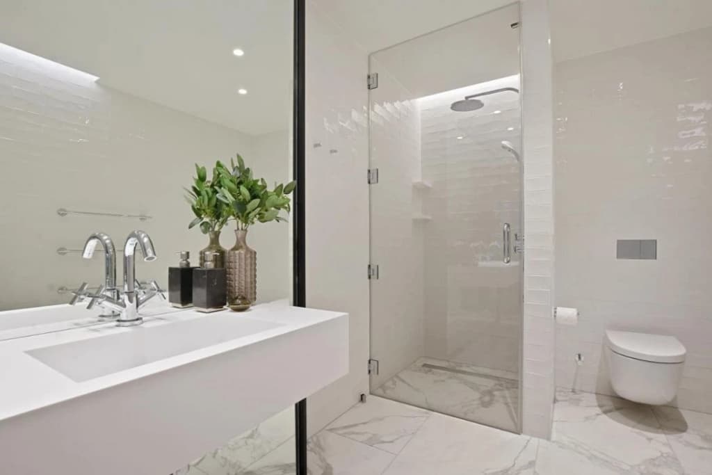 Whitfield Street Residences by Aeria Apartments - photo 7