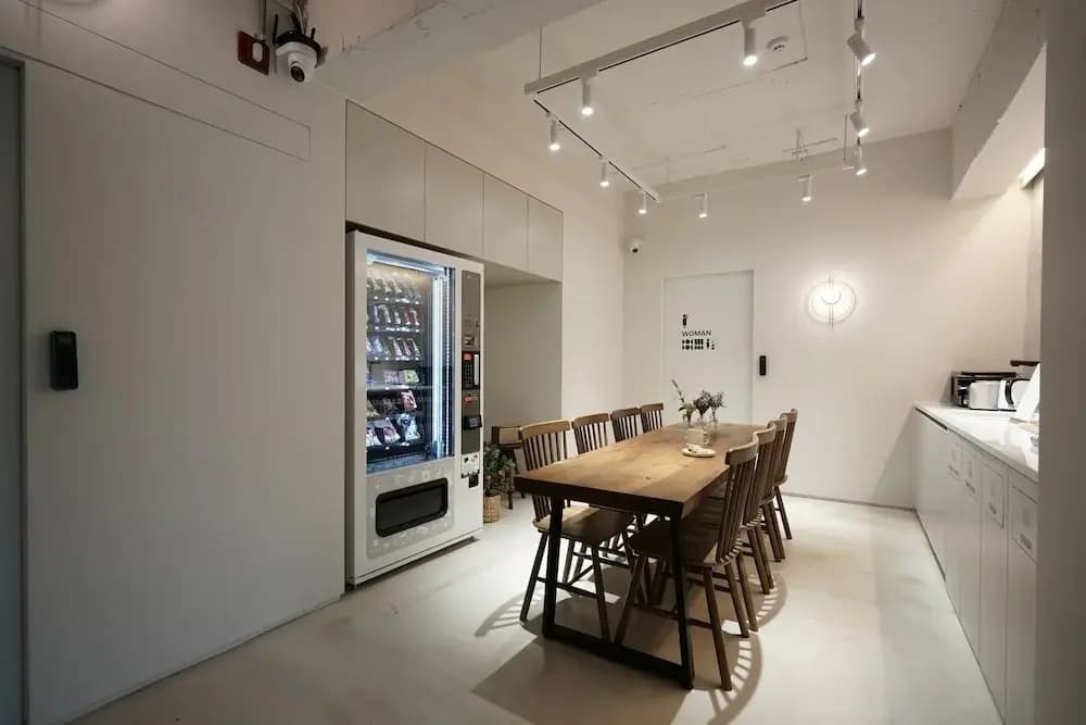 D.A.L Premium Capsule Hotel - photo 21