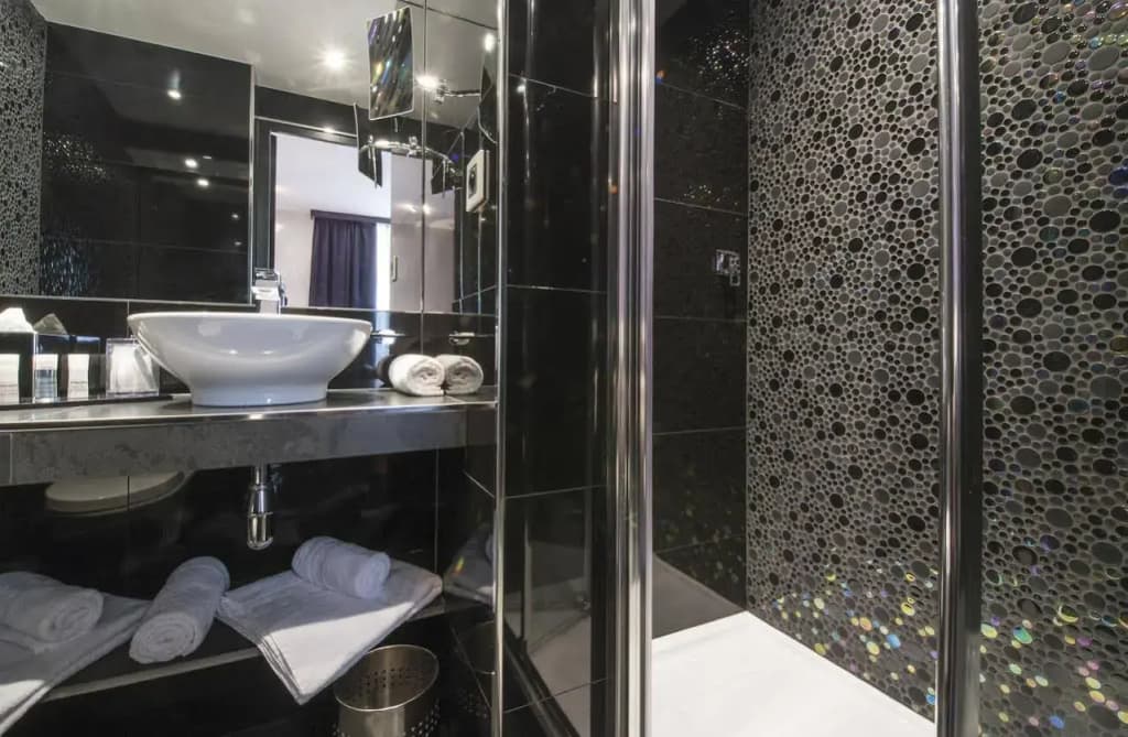 Hotel Splendor Elysees - photo 9