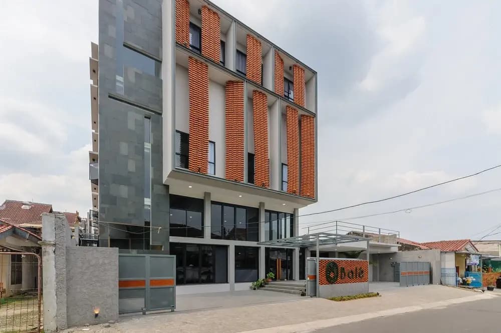 Urbanview Hotel Puri Indah - photo 6