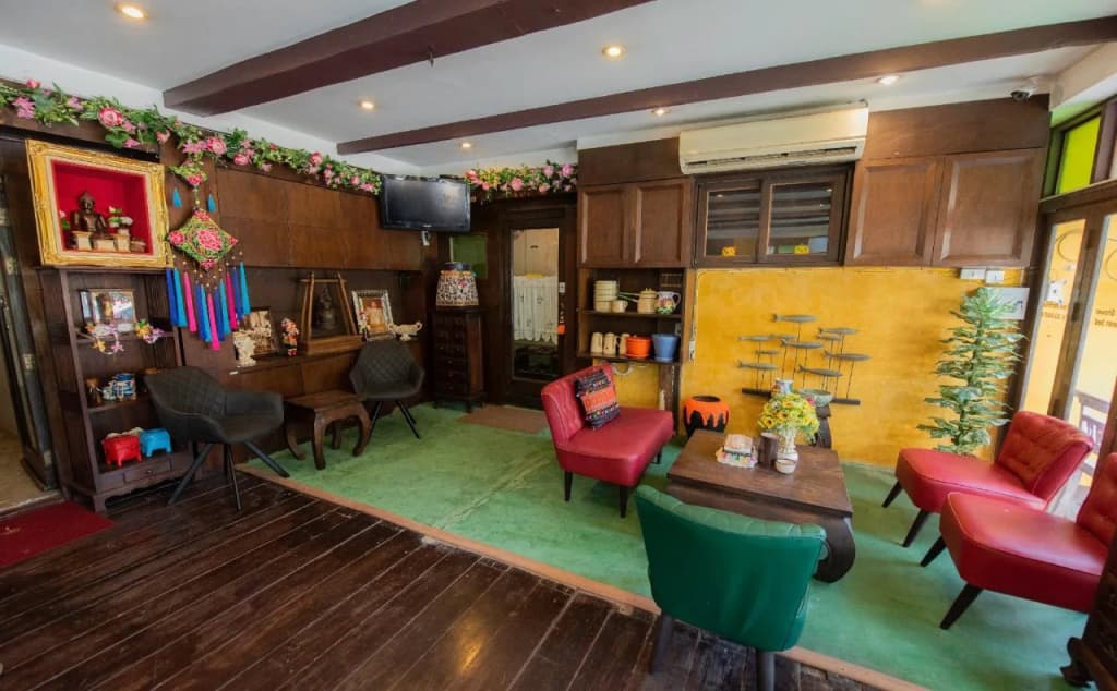 Yellow Lamoon Hotel - photo 23