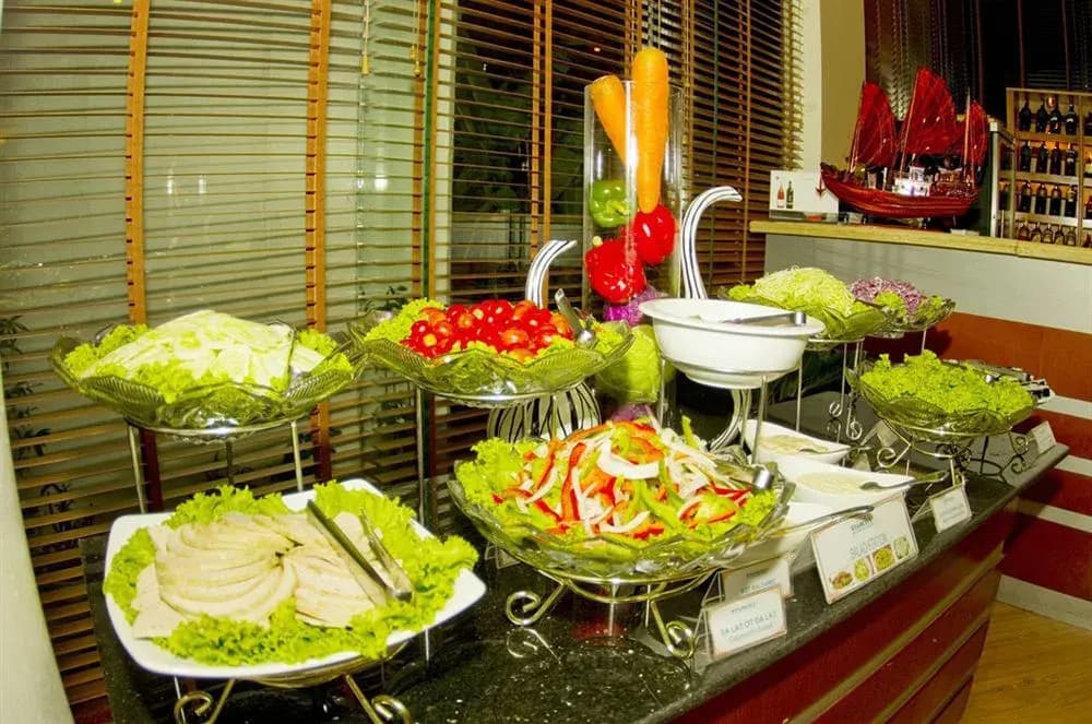 Aloha Ha Long Hotel - photo 11