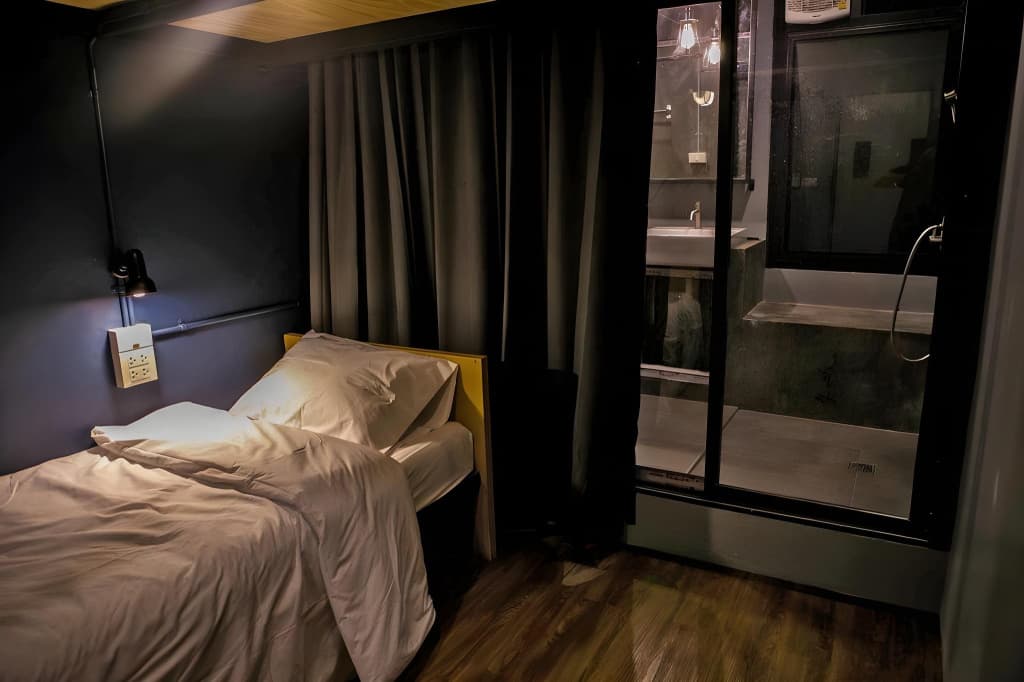 Silom Space Hostel - photo 30