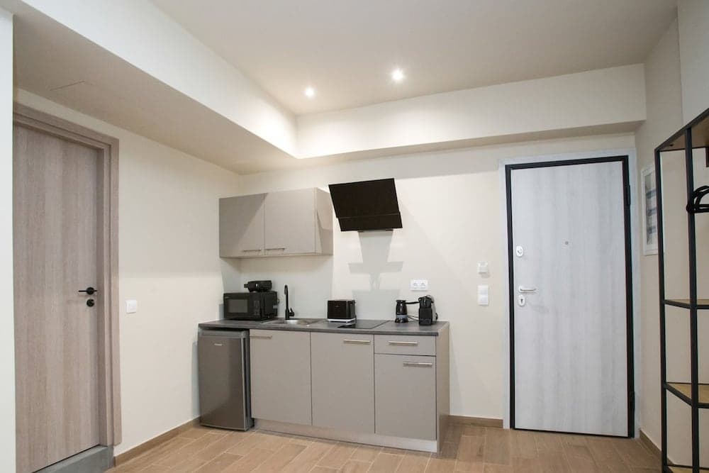 Stoa Luxury Apartment - photo 13