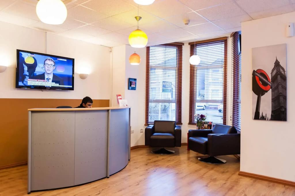 Arinza Hotel, London Ilford - photo 31