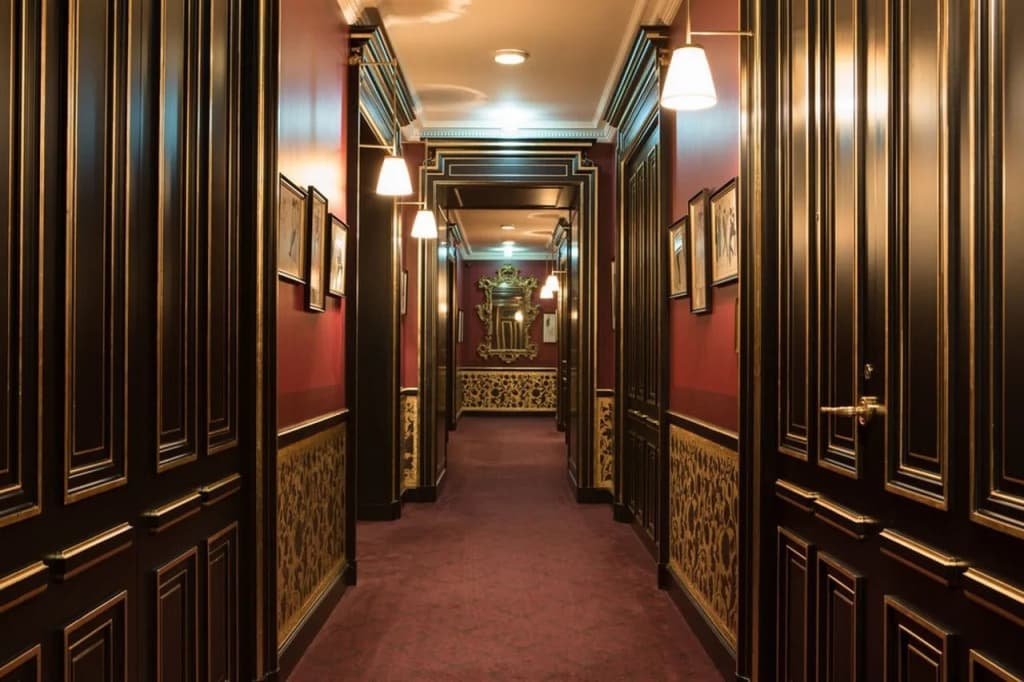 La Reserve Paris Hotel and Spa - photo 20