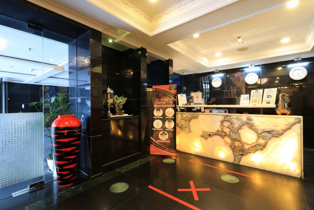 Coin's Hotel Jakarta - photo 22