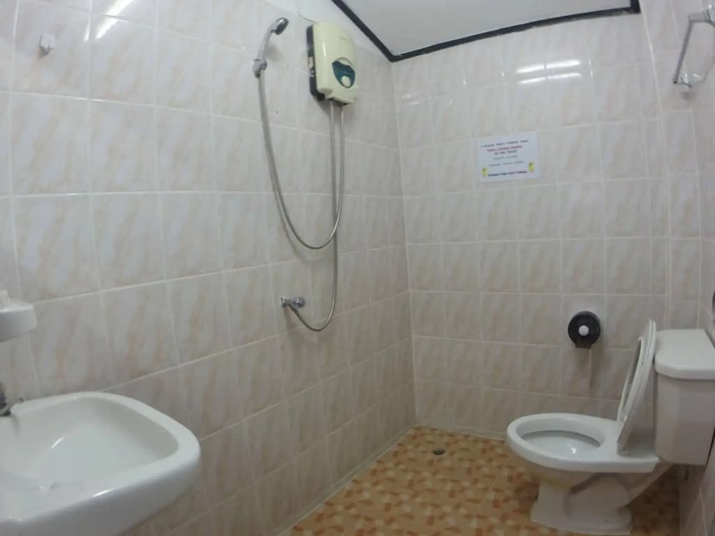 Drunken Duck Guesthouse - photo 7
