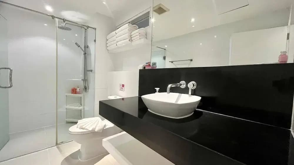 B12 - 2 Bedroom Condo With Pool Access, Karon Beach - photo 10