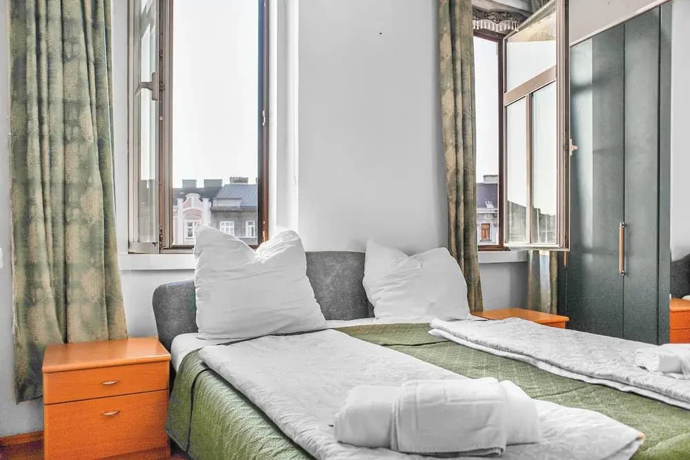 Shared 2BR Residence by Millennium Tower - photo 12