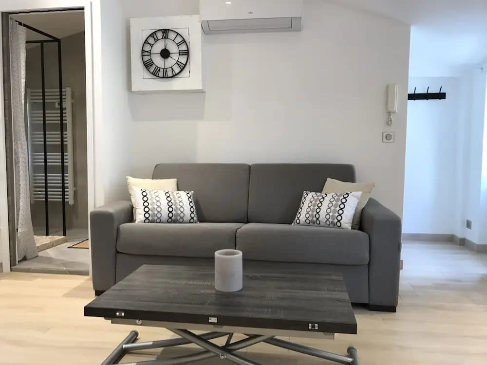 Centre Nice - Massena - 3 rooms - photo 3