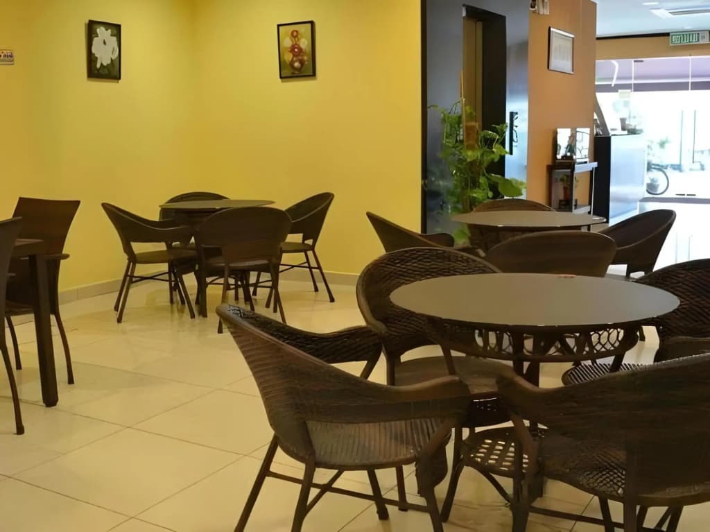 Twin Hotel - photo 20