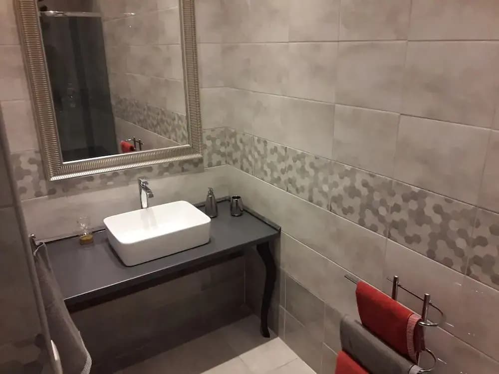 K&S Apartments - photo 9