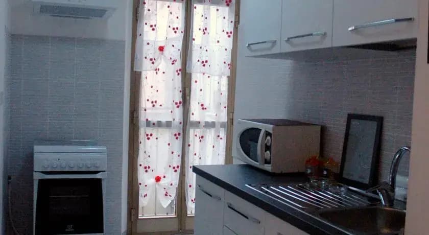 Termini Accommodation - photo 11