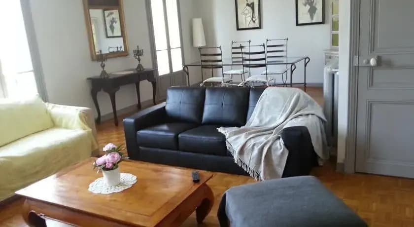 Gambetta, Comfort and Space in City Center - photo 7