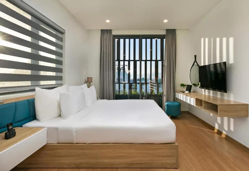 Dolphin Hotel and Apartment - photo 3