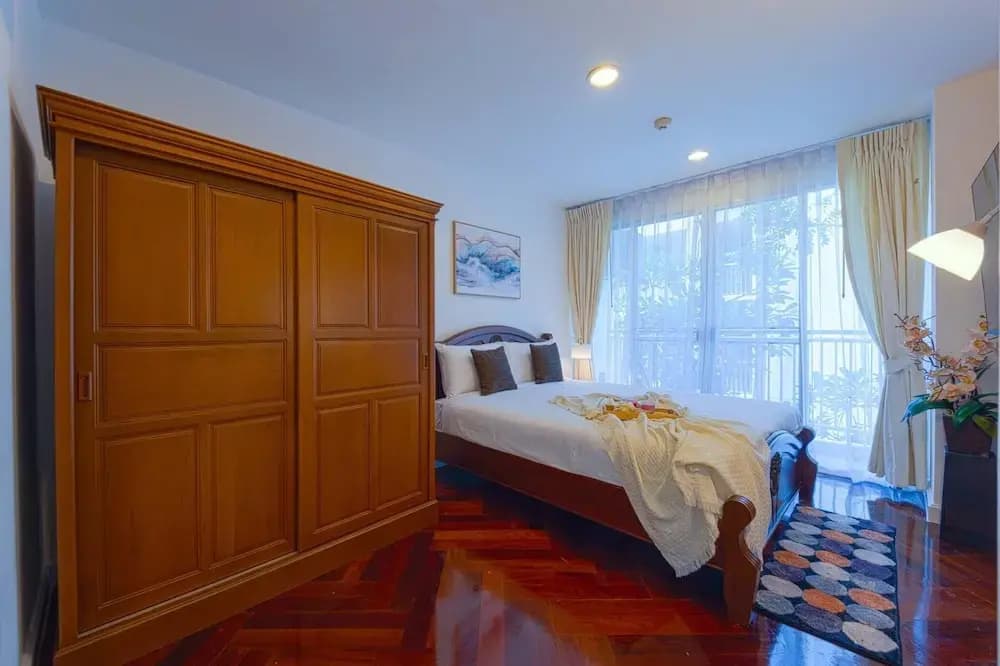 2 Bedroom in Prime Location BSRS - photo 2