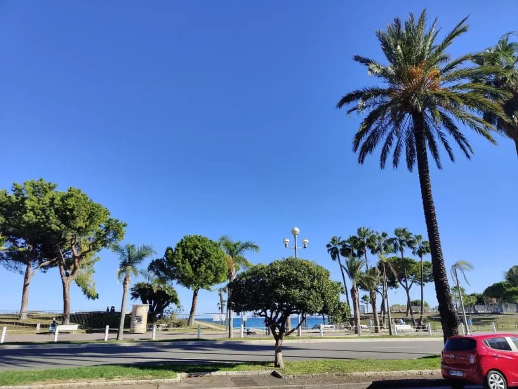 2 Bdrs Promenade des Anglais - AC - photo 9